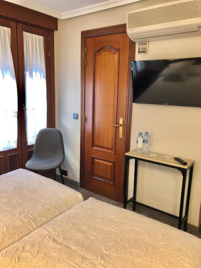 Double or Twin Room,1021875865:JPEG